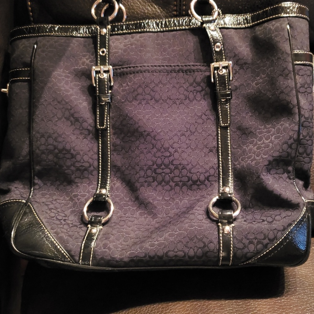 Black coach shoulder bag